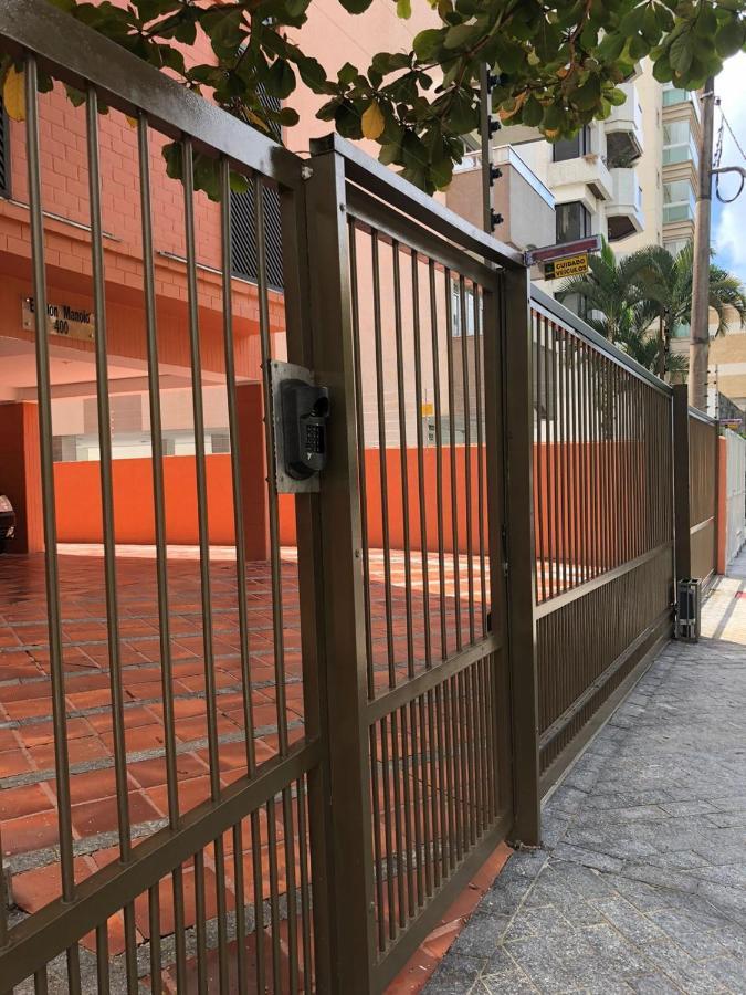 Апартаменты Apartamento Guaruja Enseada Экстерьер фото